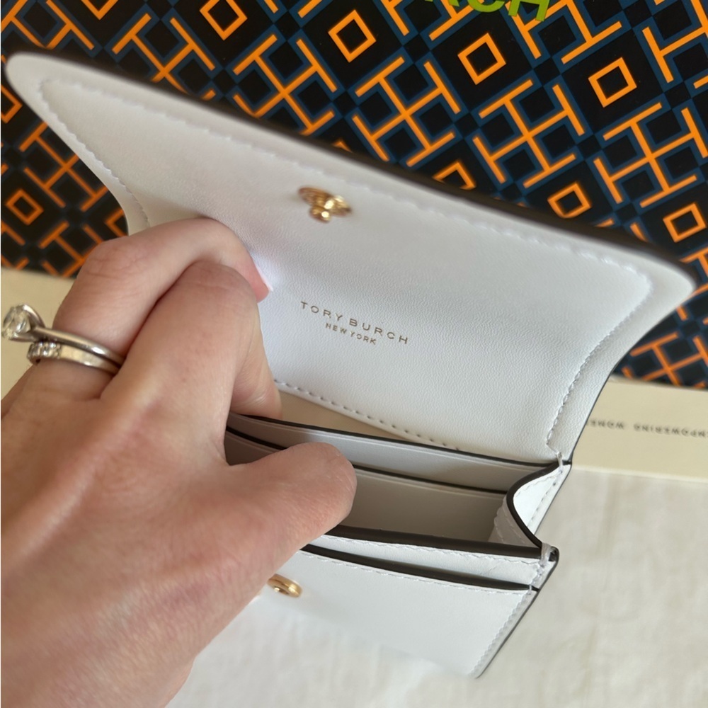 Tory Burch Emerson Soft Colorblock Flap Card Case Wallet Optic White Moose - Picture 9 of 10